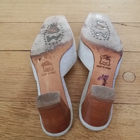 Stuart Weitzman slides tan - Picture 3 of 3